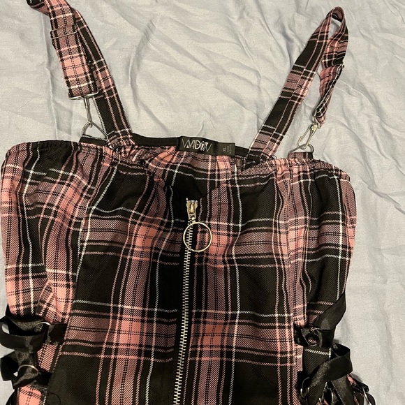 Dolls Kill Widow Charm School Dropout Plaid
Dress Pink XL NWT - Picture 5 of 6